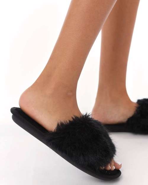 **Stunning soft touch furry slippers**