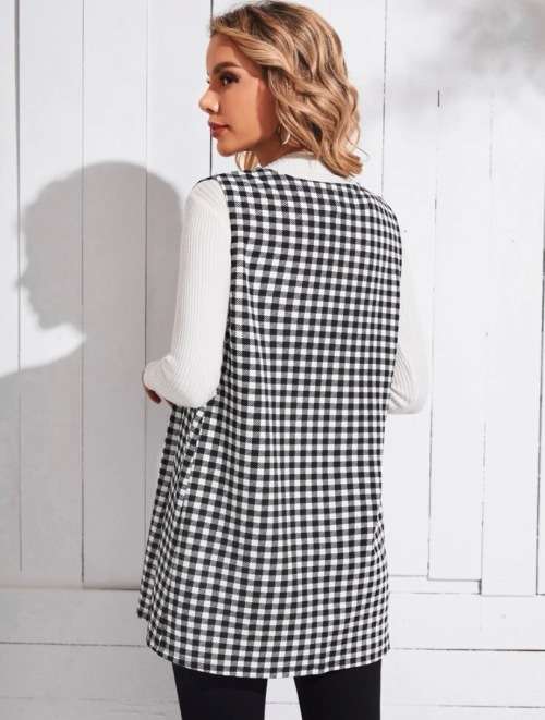 **Winter Sizzling Sale : Stunning Emery Rose Open front Gingham Coat**