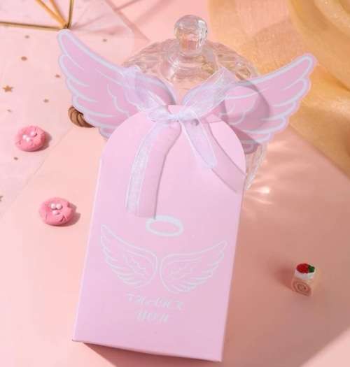 **Spring Stock just unpacked : Stunning Pink Angel wing decor gift bag**