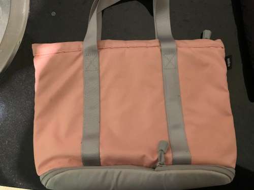 **Warehouse Clearance: Umbra bags**