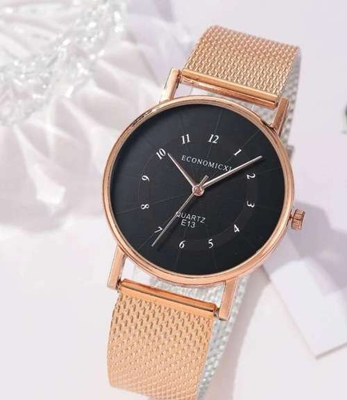 **New Stock Just unpacked : Stunning Quartz Watch with Pearl and diamanté bracelet **