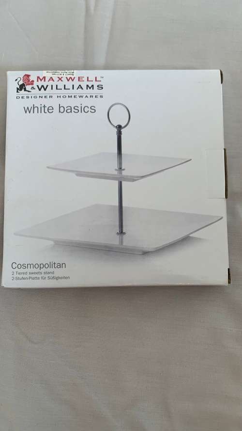 **Lovely - 2 tier biscuit stand**