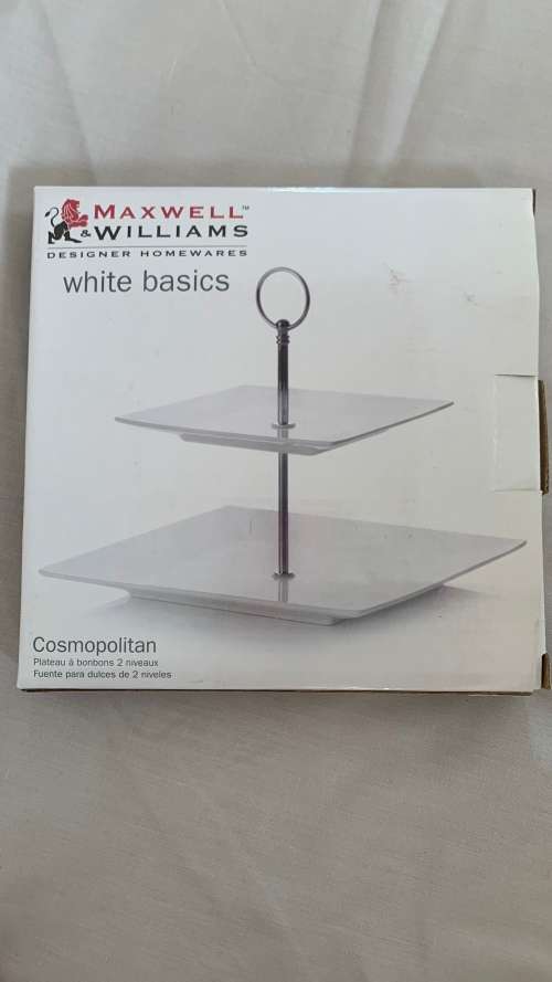 **Lovely - 2 tier biscuit stand**