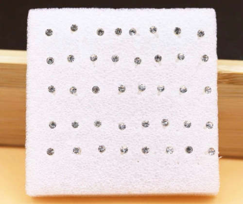 **Just Unpacked : Gorgeous  20 piece tiny stud earrings**