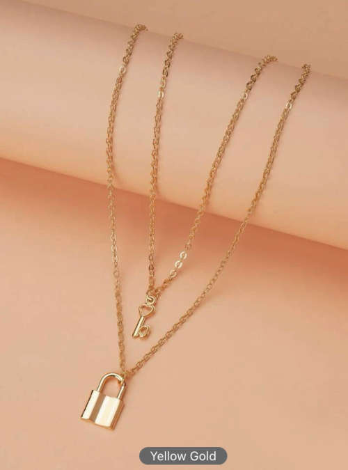 **Gorgeous 2 piece Lock and Key Chain and Pendant set **