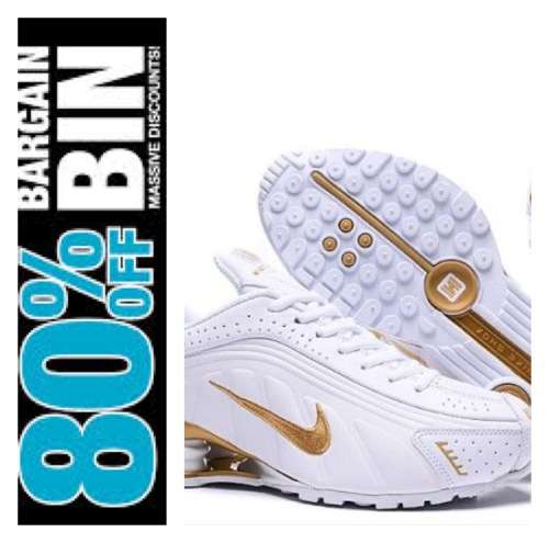 Reduced to clear Last 1 left Nike Shox White and Gold Takkie just arrived