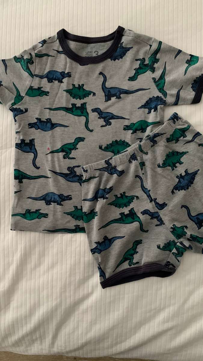 **March deals : 80% off Woolworths PJs**