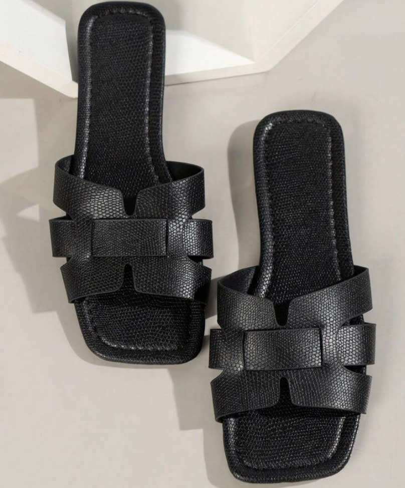 **Black November Clearance : 70% off Stunning leather Sandals**