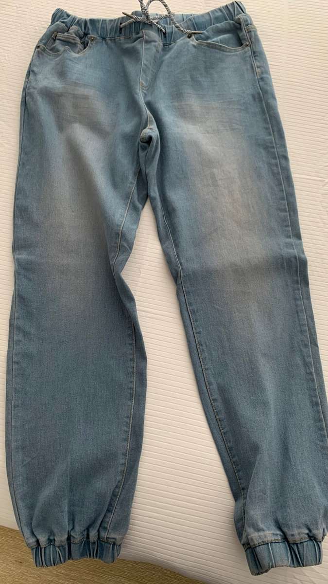 **March Sale: 90% off  Jogger Jeans**