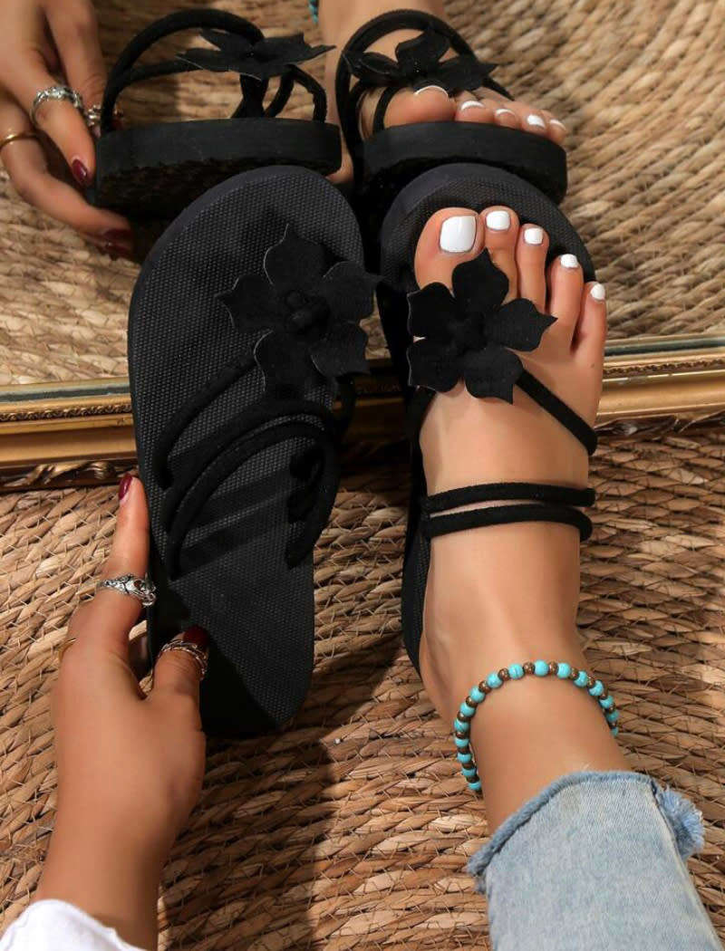 **New Stock Just arrived: Stunning Fashion slip on sandals**