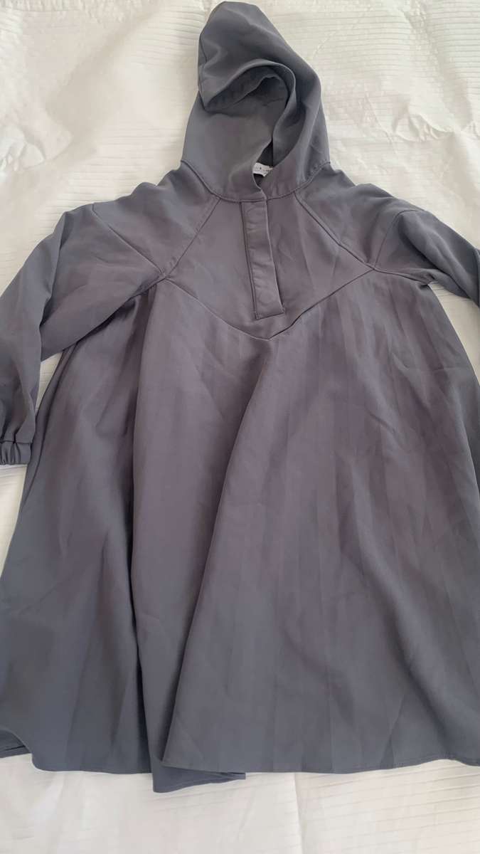 **Warehouse Clearance: 80% off Gorgeous Zara dresses**