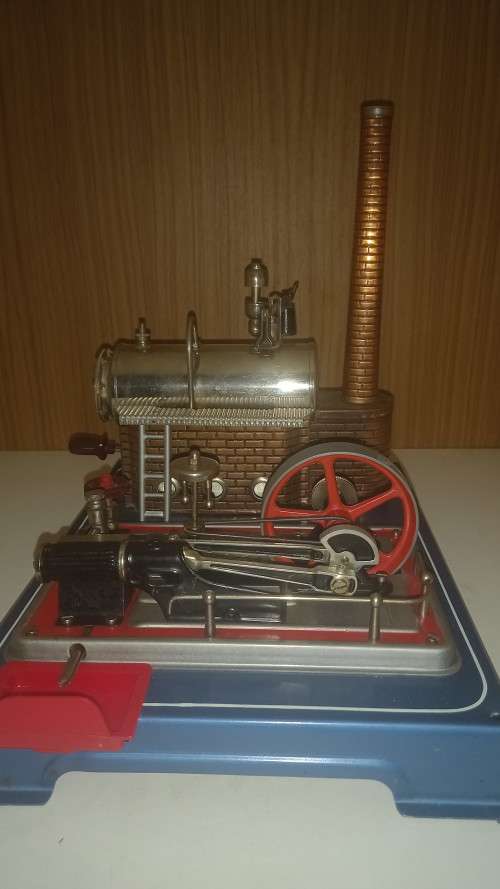Wilesco D16 live steam engine