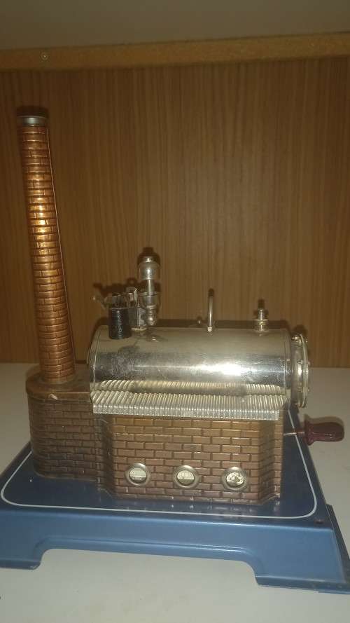 Wilesco D16 live steam engine