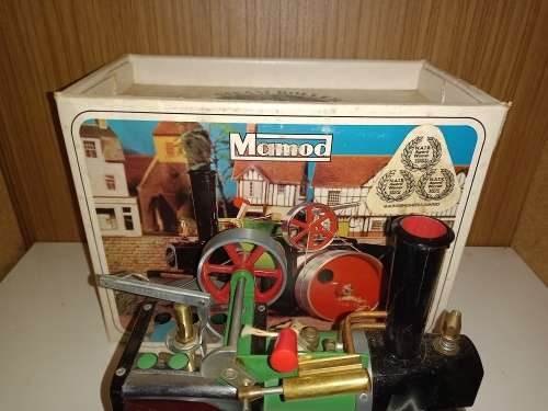 Mamod SR1a live steam roller