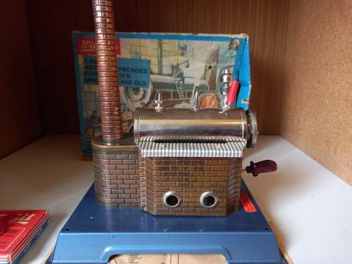 Wilesco D8 live steam engine