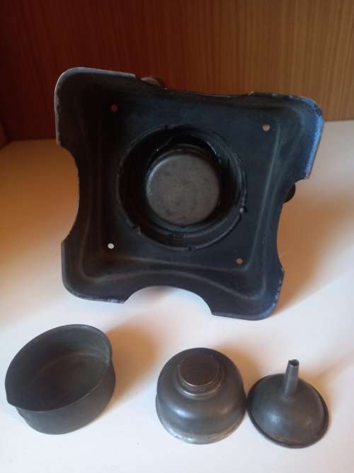 Live steam vertical toy steam engine