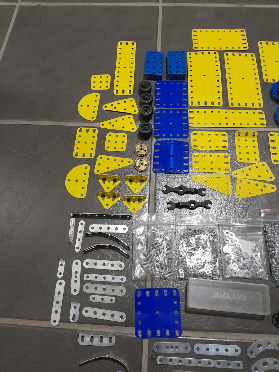 Meccano parts