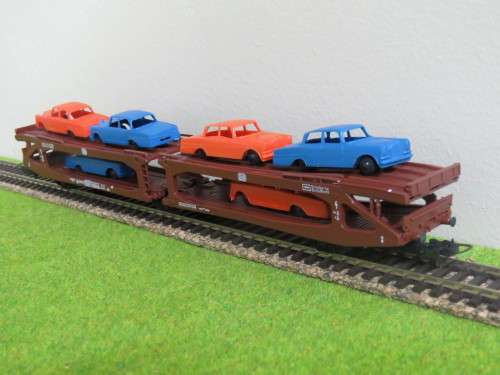 Lima articulated car carrier.