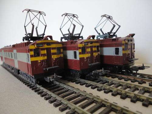 Lima SAR suburban set.HO.