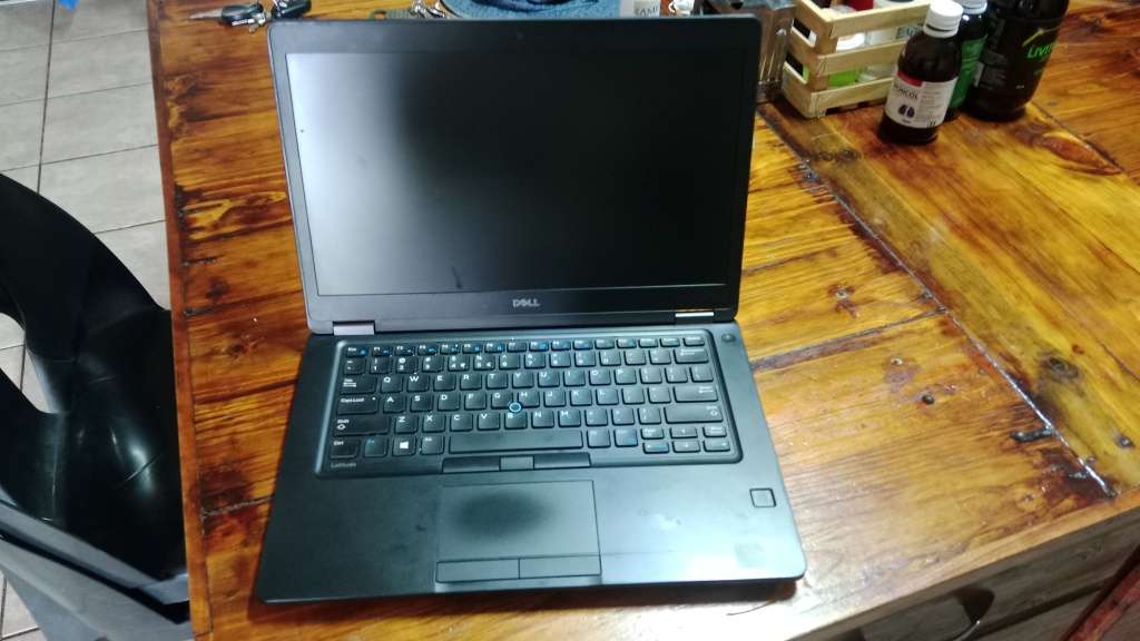 Dell Latitude i5 5480