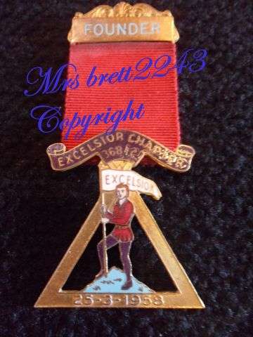 Masonic Freemason Excelsior Chapter 368 IC Dated 25-3-1958 Medal with Founder Bar