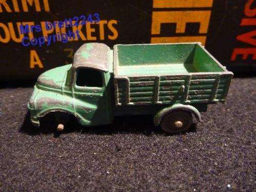 Dublo Dinky Toys Austin ~ Made In England by Mecanno