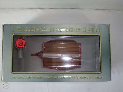 Woody Trailer Permanent Red Box is perfect, trailer is new.