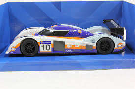 Team Lamp Gulf No 10 Slot Car Scalextric