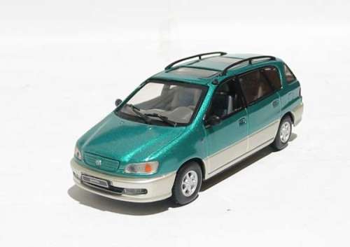 Toyota Picnic in green