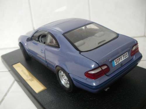 Mercedes Benz CLK Coupe