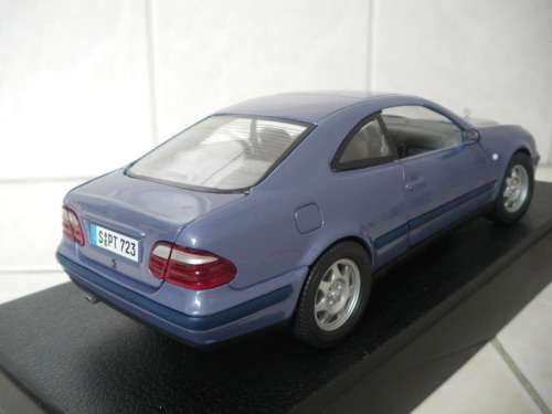 Mercedes Benz CLK Coupe