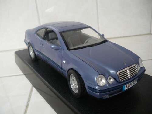 Mercedes Benz CLK Coupe