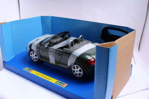 Audi TT Roadster Dark Green