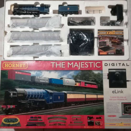 Majestic digital train set