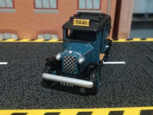 ERTL Thomas Tank Engine & Friends - SODOR TAXI