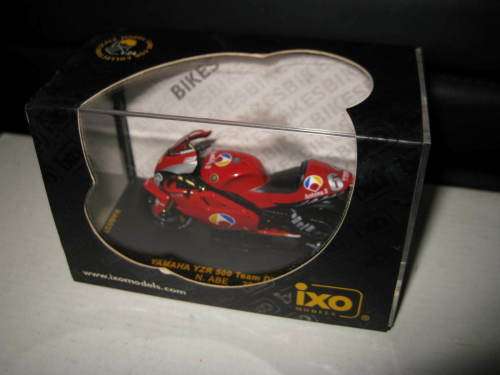 Yamaha YZR500 Antena 3 GP 2002