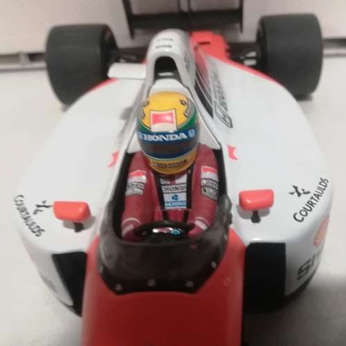 Ayrton Senna Mclaren 4/6 F1 Champion