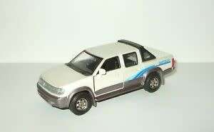 Nissan Datsun Pickup 4WD 2001