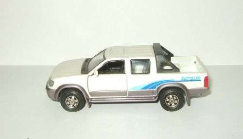 Nissan Datsun Pickup 4WD 2001