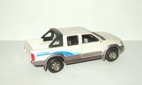 Nissan Datsun Pickup 4WD 2001
