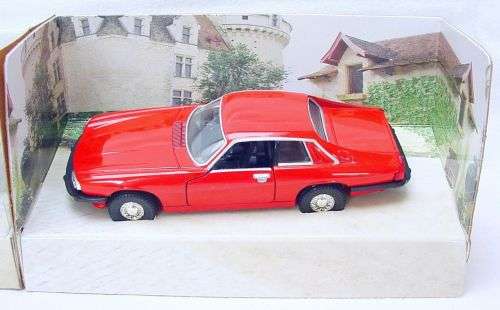 Jaguar XJS New Avengers with Figure