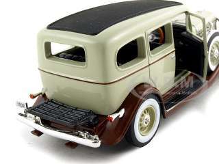 CADILLAC FLEETWOOD SEDAN TAN/BROWN 1932