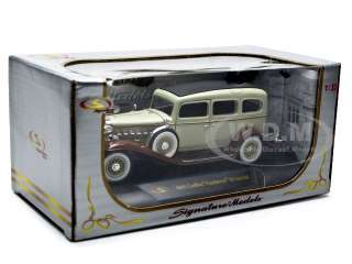 CADILLAC FLEETWOOD SEDAN TAN/BROWN 1932