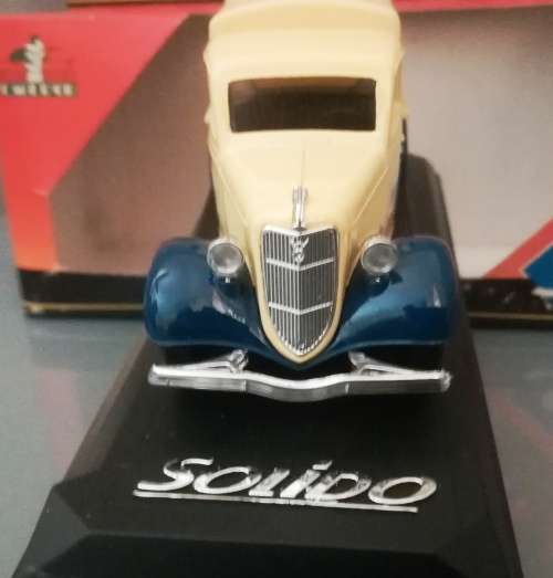 Ford V8 Miko Pick-Up Truck