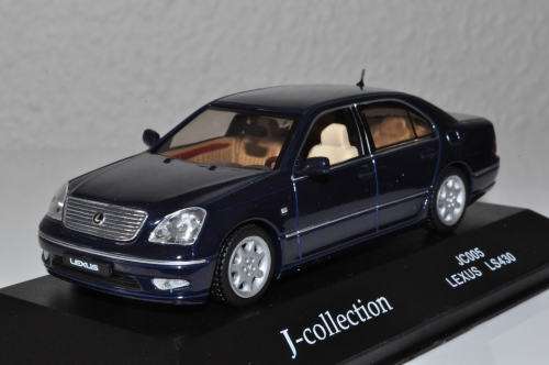 Lexus LS430 (Navy Blue)