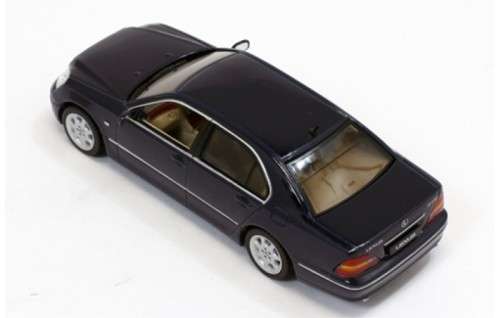 Lexus LS430 (Navy Blue)