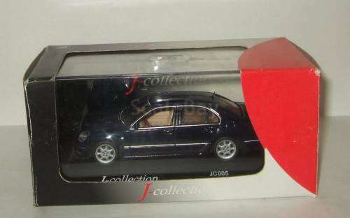 Lexus LS430 (Navy Blue)