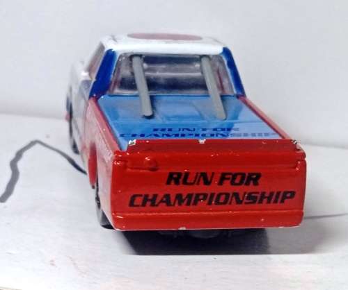 Racing Truck No 6