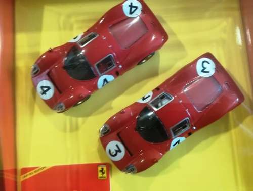 Ferrari 330P4 - Twin Set -