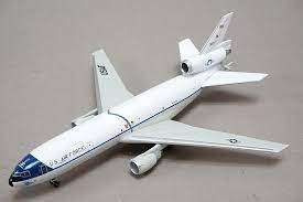 DRAGON WINGS 1:400 KC-10 EXTENDER GREAT WHITE 55472